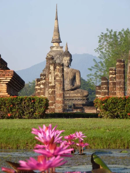 Ülő Buddha Wat Mahathat Legnagyobb Templom Komplexum Történelmi Park Sukhothai — Stock Fotó