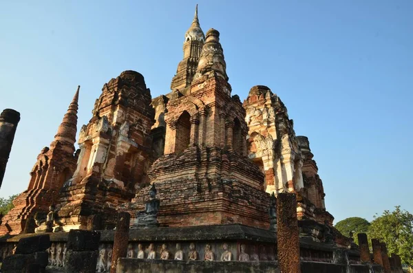 Wat Mahathat Ősi Temploma Sukhothai Történelmi Parkjában — Stock Fotó