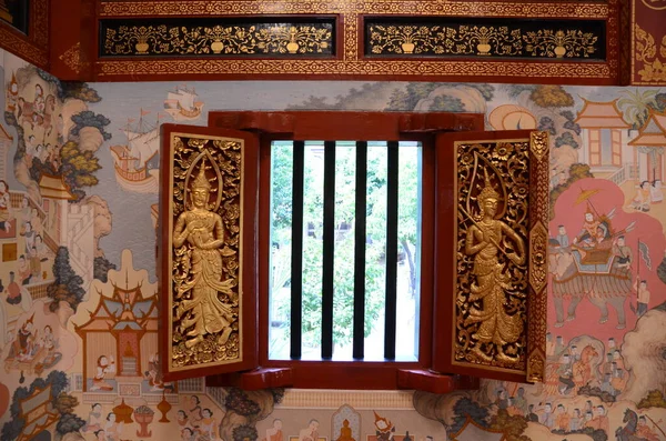 Increíble Belleza Wat Phra Singh Chiang Rai Maravillosamente Decoradas Paredes — Foto de Stock