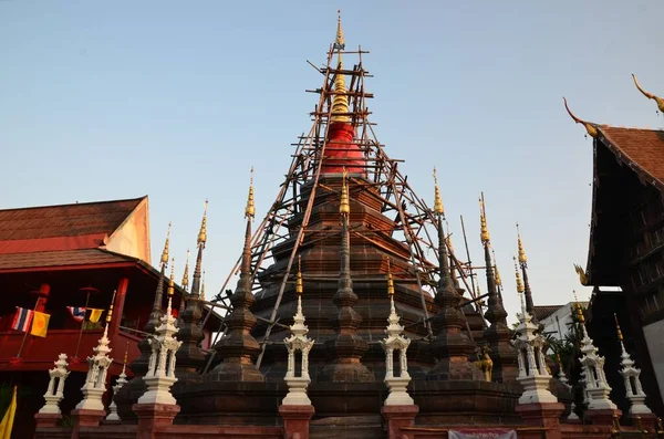 Stary Chedi Wat Phan Tao Chiang Mai — Zdjęcie stockowe