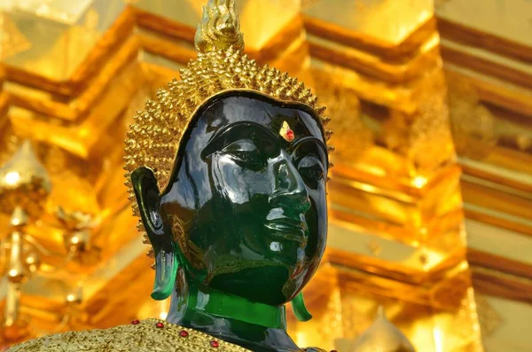 Grüne Buddha Statue Wat Phra Doi Suthep Chiang Mai — Stockfoto