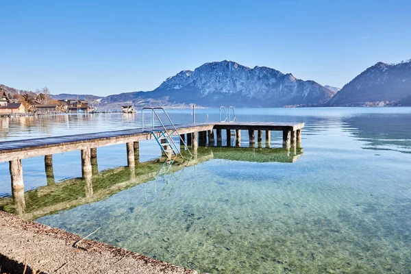 Bela paisagem no lago Attersee em Unterach — Fotografia de Stock