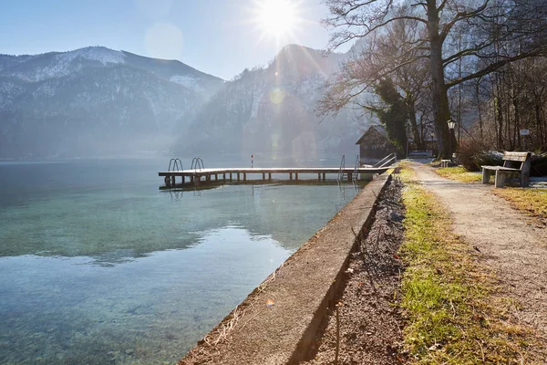 Красивий краєвид на озера Аттерзее в місті Unterach — стокове фото