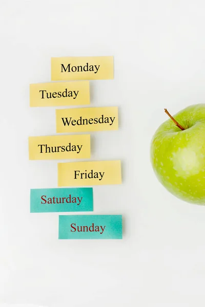 Educación Concepto Saludable Una Manzana Pegatinas Día Semana Sobre Fondo — Foto de Stock