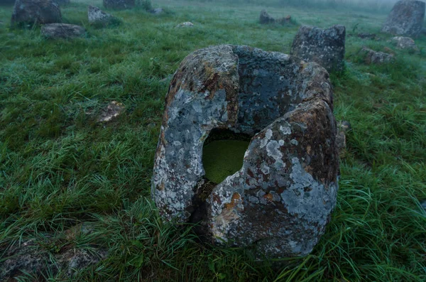 Amongst Field Landmines Bombs Vietnam War Ancient Jars Last Witnesses — Stock Photo, Image