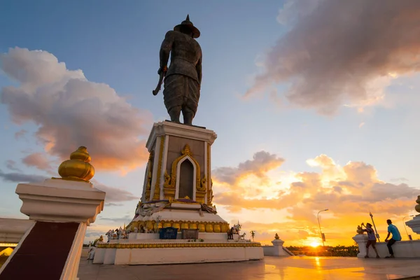 Estátua Chao Anouvong Vientiane Laos Pôr Sol — Fotografia de Stock