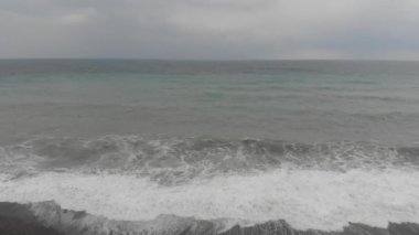 Güzel ve dalgalı Karadeniz 