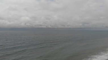 Güzel ve dalgalı Karadeniz
