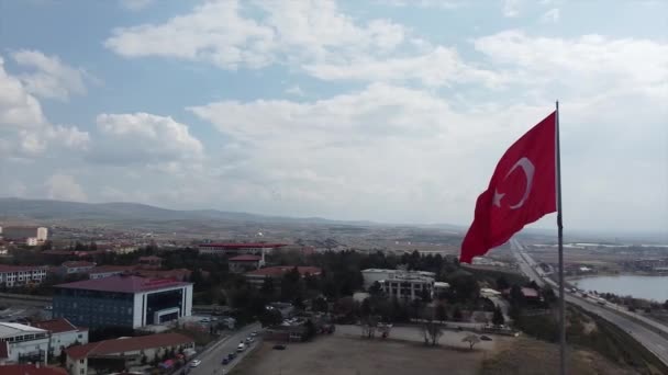 Mogan Lake Golbasi Ankara Turkiet Turkisk Flagga Med Utsikt Över — Stockvideo