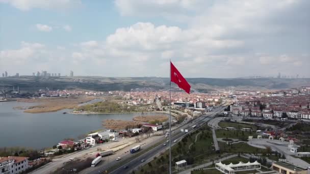 Lago Mogan Golbasi Ankara Turquía Bandera Turca Con Vistas Lago — Vídeos de Stock