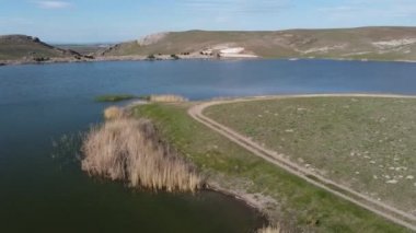 Dikilitas Goleti - Dikilitas, Golbasi / ANKARA Havacılık ve gölün kıyı günbatımı görüntüleri.