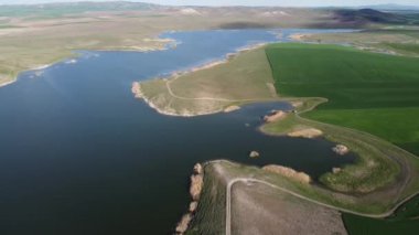 Dikilitas Goleti - Dikilitas, Golbasi / ANKARA Havacılık ve gölün kıyı günbatımı görüntüleri.