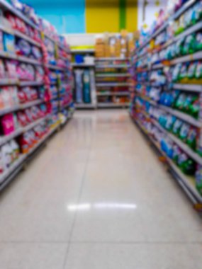 Alışveriş merkezindeki bulanık resimler