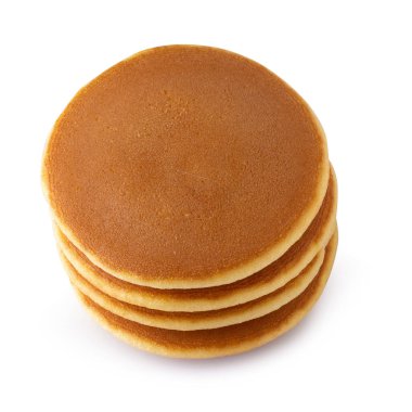 Beyaz bir arka planda izole ev yapımı krep.