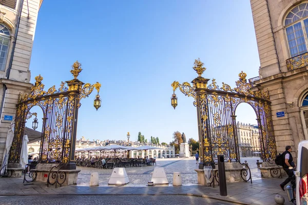 Χρυσή πύλη στην πλατεία Στανισλάς στο Nancy, Lorraine, Γαλλία — Φωτογραφία Αρχείου