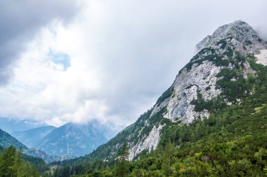 Triglav Ulusal Parkı 'ndaki Alp manzarasının manzarası. Julian Alpleri, Triglav, Slovenya