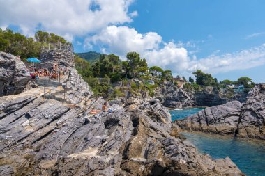 Liguria, İtalya 'nın Cenova kenti yakınlarındaki Ligurian deniz kıyısındaki Bogliasco tatil beldesi.