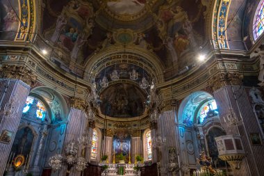 Bogliasco, İtalya - 20 Ağustos 2019: Bogliasco, Genoa, Liguria, İtalya 'da Maria Santissima' nın Doğumu Kilisesi