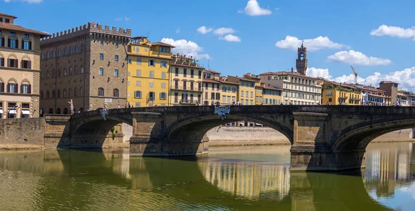 Florencie Itálie Srpna 2019 Ponte Santa Trinita Neboli Most Nejsvětější — Stock fotografie