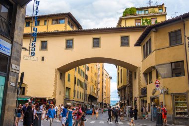 Floransa, İtalya - 16 Ağustos 2019: Floransa, Toskana, İtalya 'nın tarihi merkezinde sokak manzarası