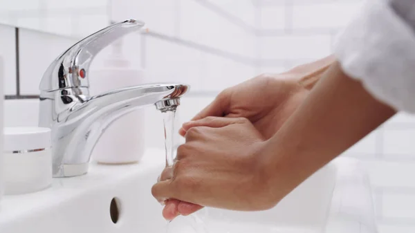 Gentle Hand Washing Prevention Coronavirus — Stock Photo, Image