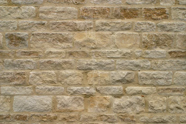 Yeni taş bina duvarı.