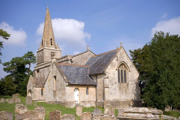 Kis Vidéki Templom Aldsworth Cotswolds Gloucestershire Anglia Egyesült Királyság — Stock Fotó