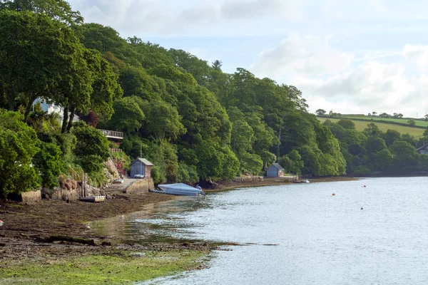 Temprano Mañana Del Verano Los Pintorescos Amarres Barcos Estuario Helford —  Fotos de Stock