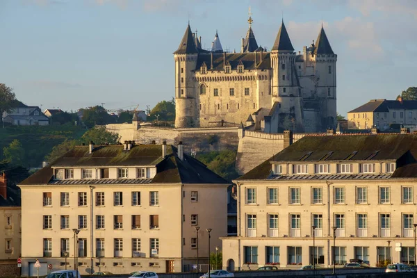 Telekommunikation Över Staden Till Chateau Saumur Tidigt Morgonen Höstsol Saumur — Stockfoto