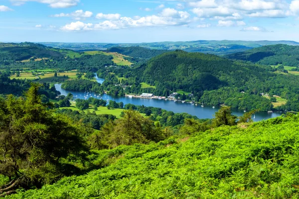 Vista Sobre Extremo Sur Del Lago Windermere Desde Camino Gummers — Foto de Stock