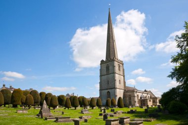 Painswick, Gloucestershire, Cotswolds, İngiltere 'deki tarihi yün kilisesi.