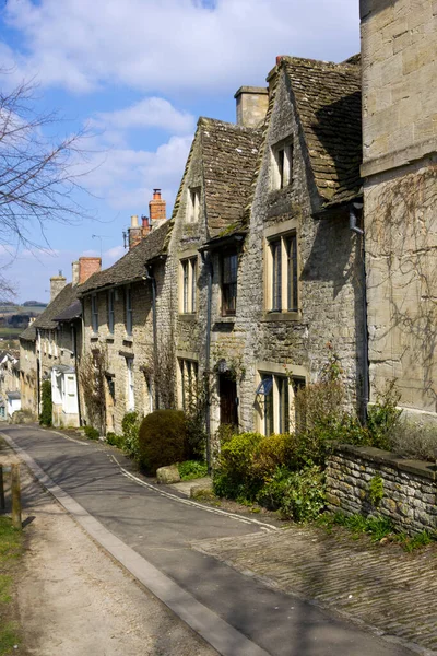 Pintorescas Cabañas Cotswold Principios Del Sol Primavera Hill Burford Oxfordshire — Foto de Stock