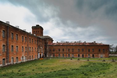 Modlin Stronghol eski tahkimatları