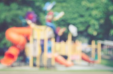 Oyun alanında park arka plan bulanıklık.