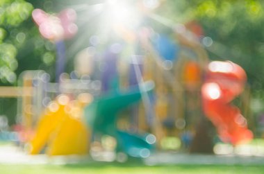 Oyun alanında park arka plan bulanıklık.