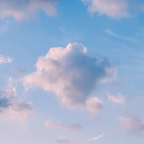 Nuvem no céu — Fotografia de Stock