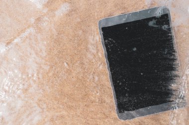 Kum plaj doku arka plan akıllı telefon.