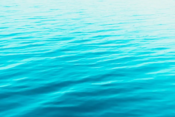 Espaço de cópia de superfície azul textura da água fundo abstrato . — Fotografia de Stock