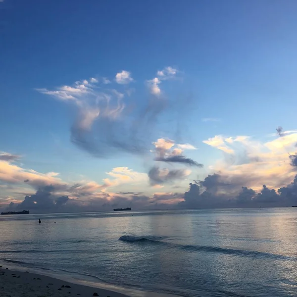 Die Sonne Bereitet Sich Auf Den Schönen Sonnenuntergang Auf Saipan — Stockfoto