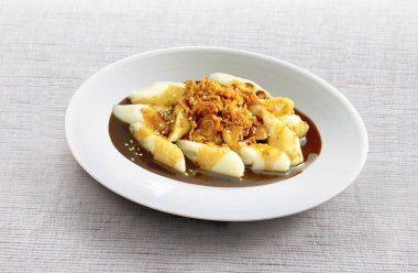 Chee Cheong Fun, Çin pilavlı erişte ve soya sosu.