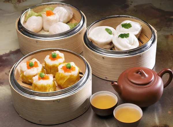 Assorted Asian Food Dim Sum Bamboo Steamer — Stock Photo, Image