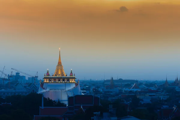 The Golden Mount at Wat Saket — Stock Photo, Image