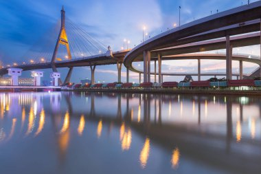 Asma köprü bağlanmak deyimleri otoyol gelmek için