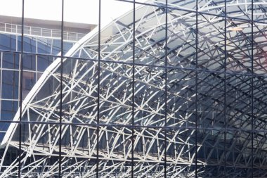 Ofis pencere yansıması 