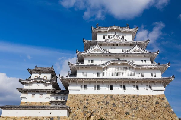 Castello bianco dell'airone chiamato castello di Himeji — Foto Stock