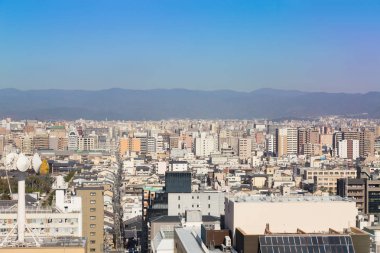 Kobe cityscape downtown dağ arka plan ile