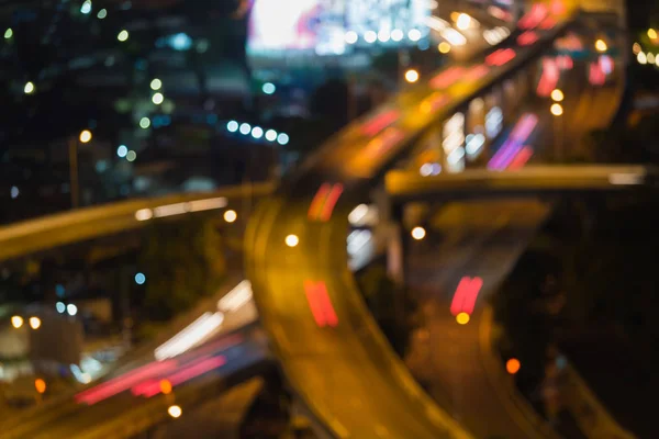 Flygfoto närbild suddig ljus motorvägen mellan systemen — Stockfoto