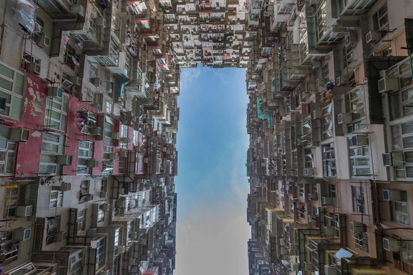 Hong Kong city apartment from bottom view — Stock Photo, Image