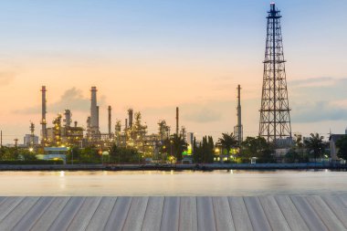 Rafineri gündoğumu sesi önce ön Nehri