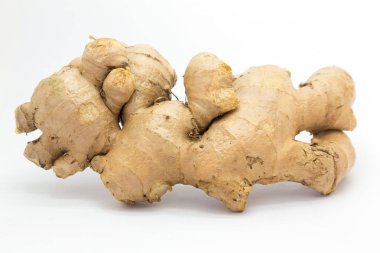 Beyaz arkaplanda kızıl